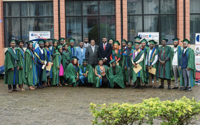 Celebrating Success: Graduation Day for Database Administration and Data Analysis Students